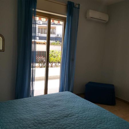 Antigone Holiday House Villa Mondello Exterior foto